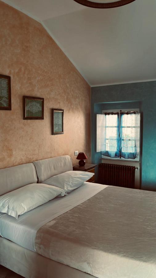 Casa Vacanze Le Tre Casette อาเมเกลีย ภายนอก รูปภาพ